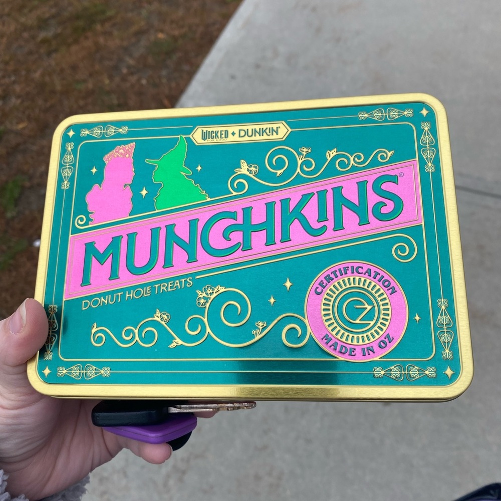Munchkins Donut Hole Treats Tin Box - Green and Pink